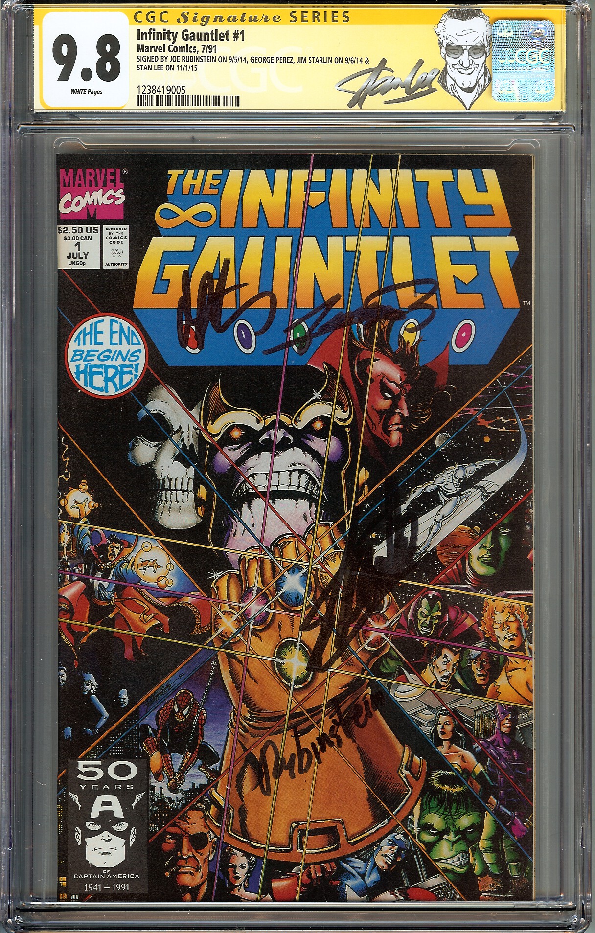 stan lee with the infinity gauntlet